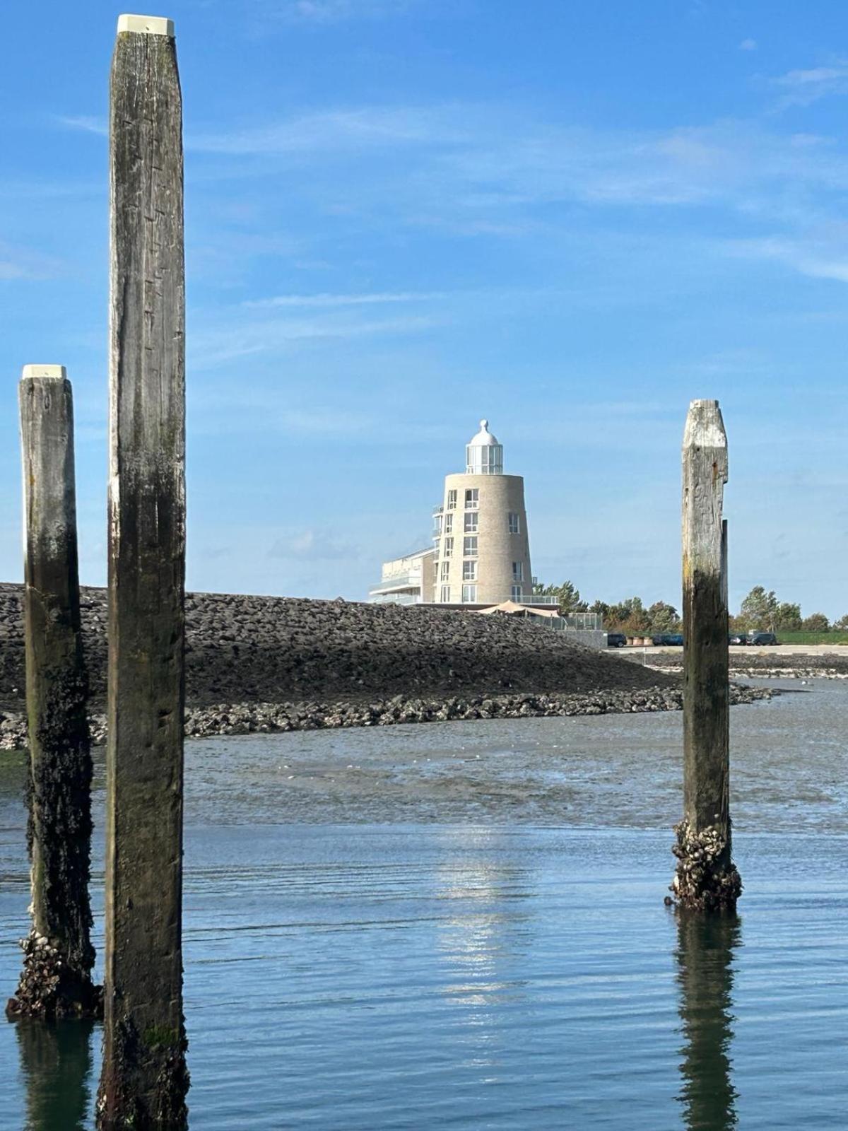 Oosterschelde Lodge Met Veel Privacy En Dicht Bij Het Water Scherpenisse Kültér fotó
